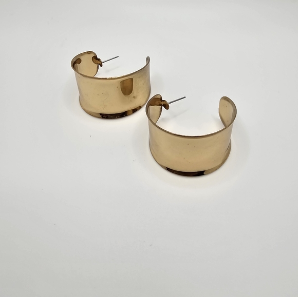 Womens Fashion Gold Tone Wide Hoop Earrings Costume Jewelry - Picture 14 of 15